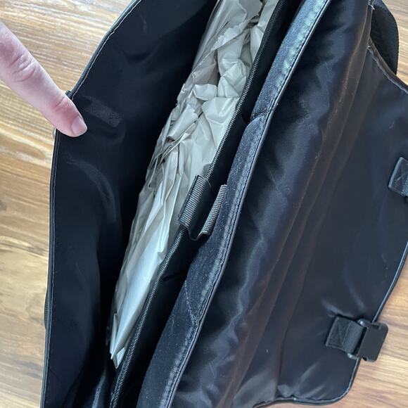 NWT Kenneth Cole Reaction Black 15.4” Screen Laptop Bag 533545GB “Bag To Differ” - Picture 5 of 8